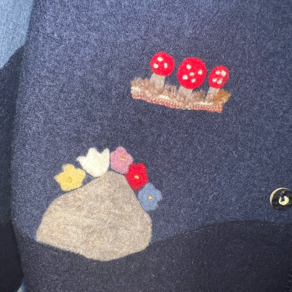 Giesswein Austrian 100% Wool Cream and Gray Cardigan - Picture 2 of 15